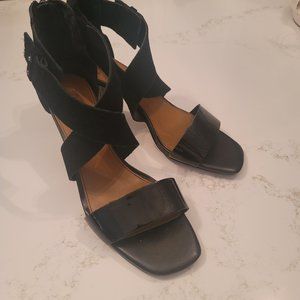 Donald Pliner Sandal